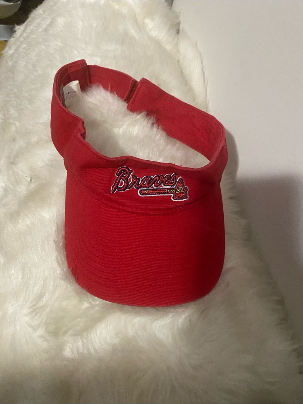 Nike Red Braves Kids Visor